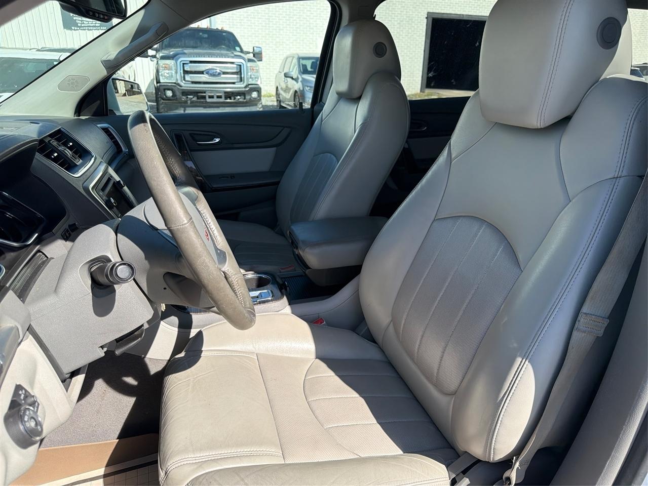 GMC Acadia Limited FWD 4dr Limited 2017