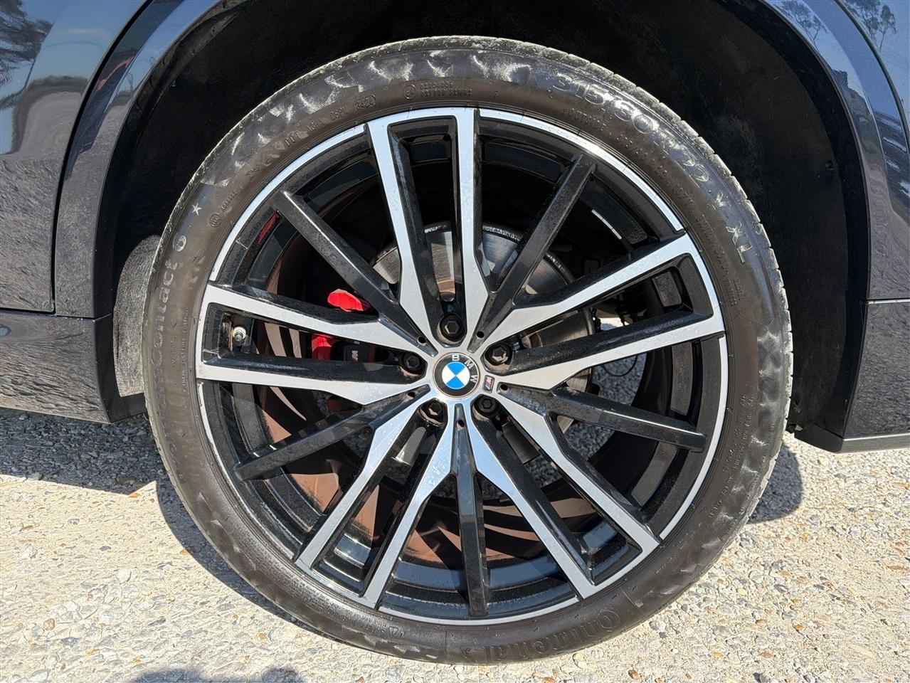 BMW X5  2022