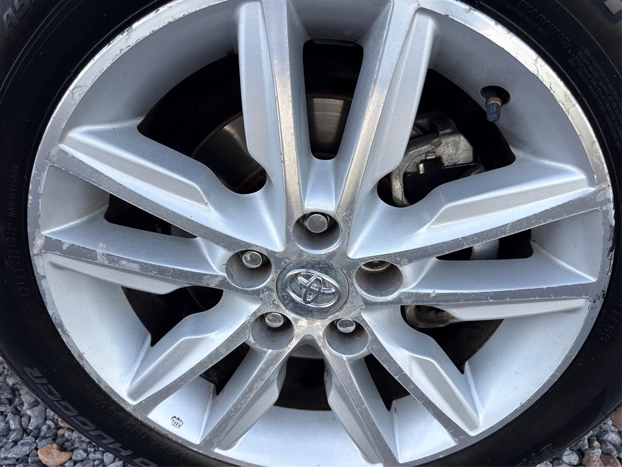 Toyota Avalon  2015
