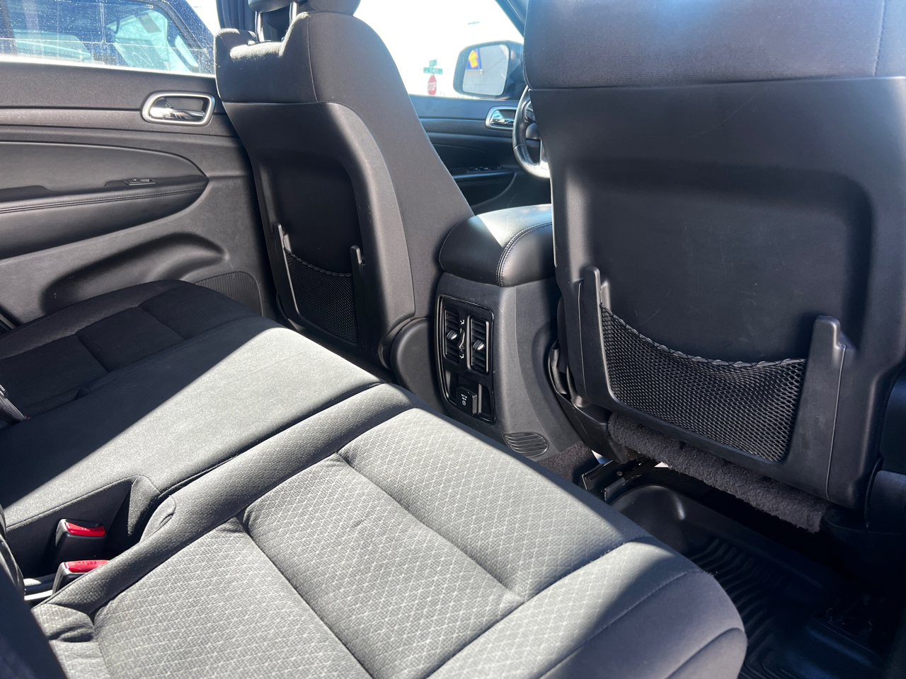 Jeep Grand Cherokee Laredo 4WD 2018