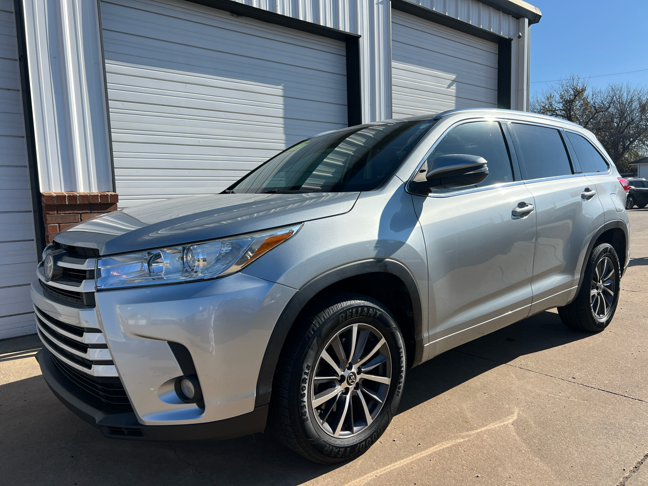 Toyota Highlander SE FWD V6 2018