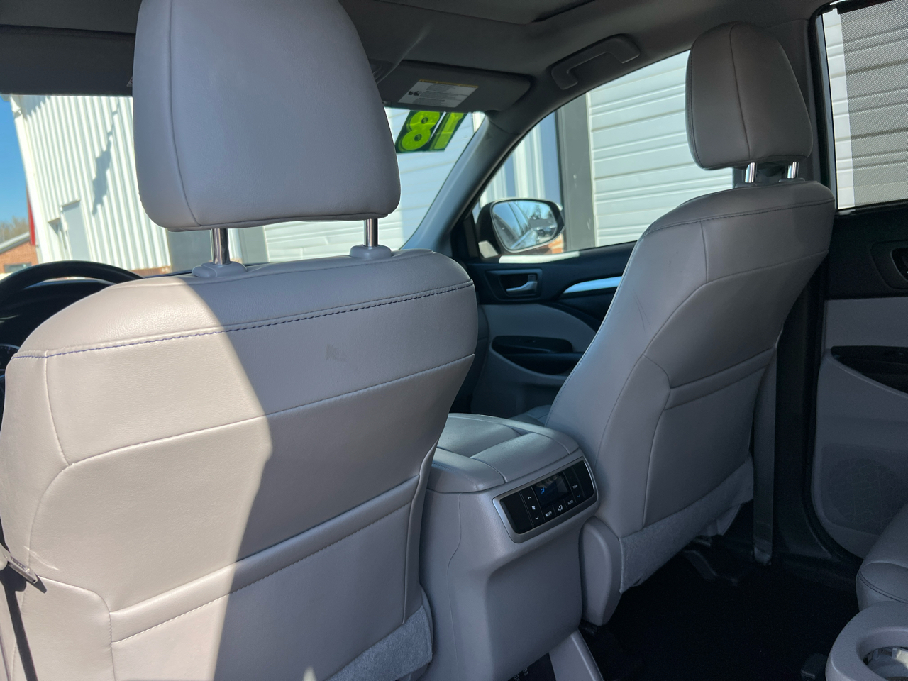 Toyota Highlander SE FWD V6 2018