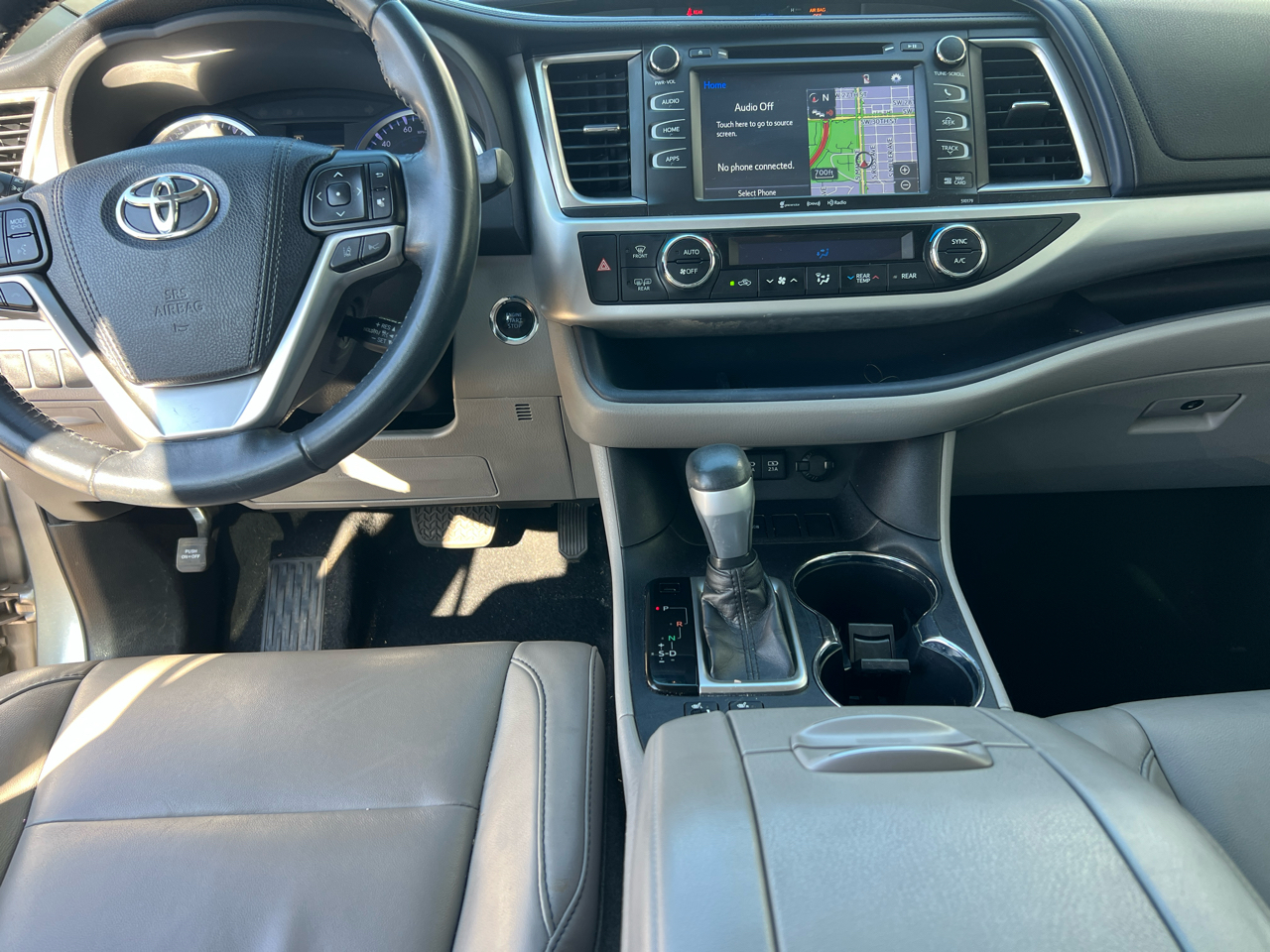 Toyota Highlander SE FWD V6 2018