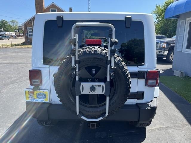 Jeep Wrangler Sahara 4WD 2012