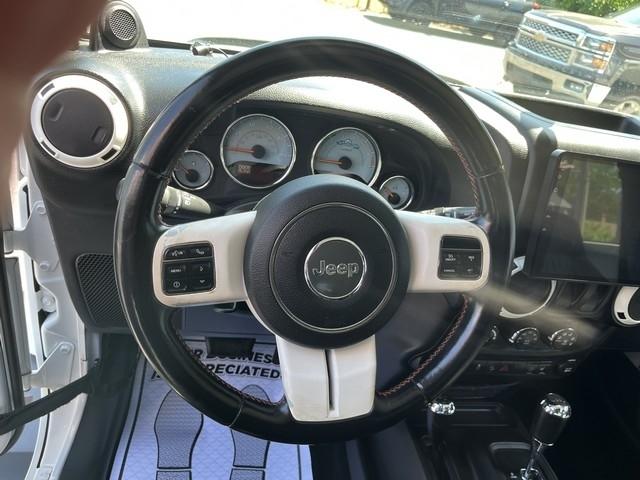 Jeep Wrangler Sahara 4WD 2012