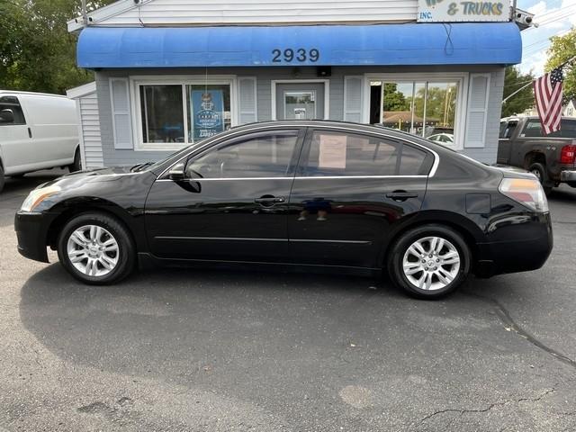 Nissan Altima 2.5 S 2010
