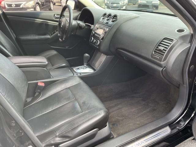 Nissan Altima 2.5 S 2010