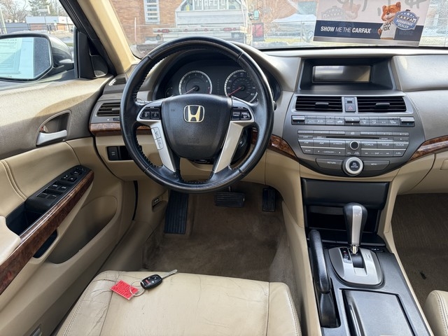 Honda Accord EX-L V-6 Sedan AT 2010