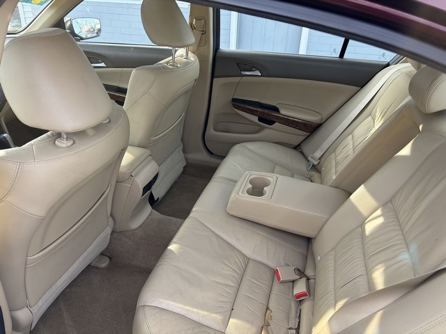 Honda Accord EX-L V-6 Sedan AT 2010