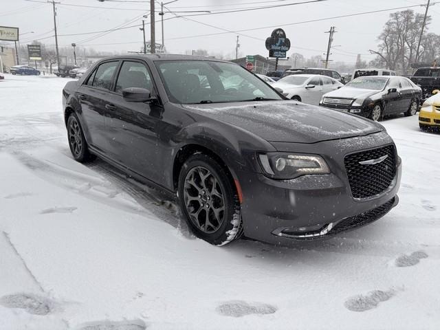 2017 Chrysler 300 S V6 AWD