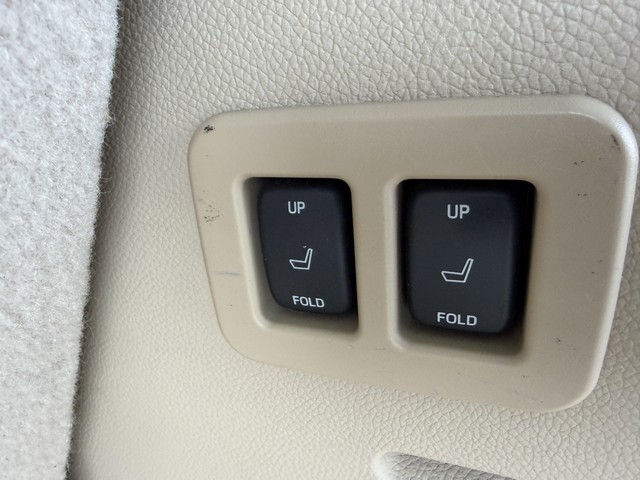 Ford Expedition XLT 4WD 2013