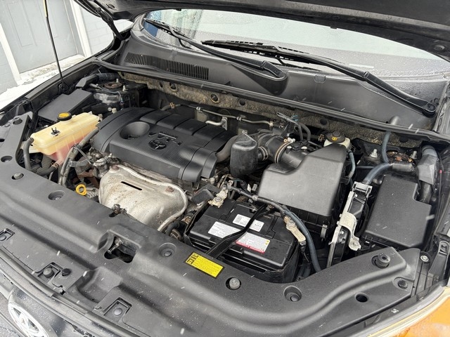 Toyota RAV4 Sport I4 4WD 2012