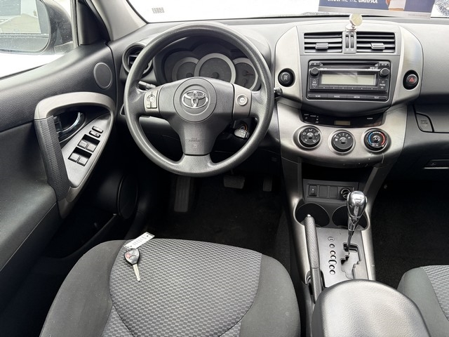 Toyota RAV4 Sport I4 4WD 2012