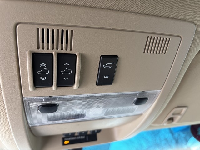 Chevrolet Suburban LTZ 1500 4WD 2014