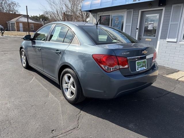 Chevrolet Cruze 1LT 2012