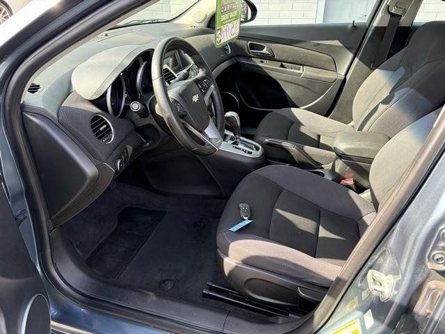 Chevrolet Cruze 1LT 2012