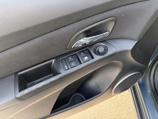 Chevrolet Cruze 1LT 2012