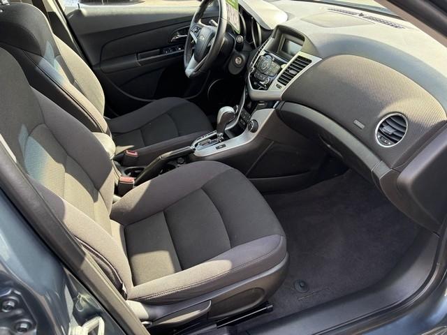 Chevrolet Cruze 1LT 2012