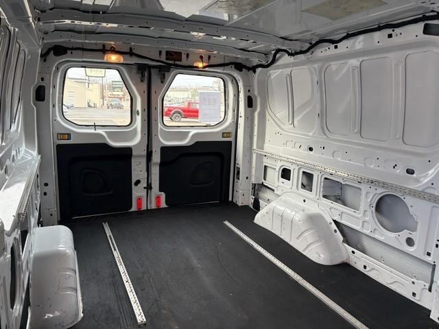 Ford Transit 150 Van Low Roof 60/40 Pass. 148-in. WB 2016