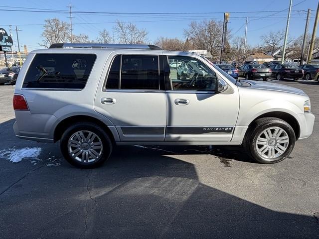 Lincoln Navigator 4WD 2012