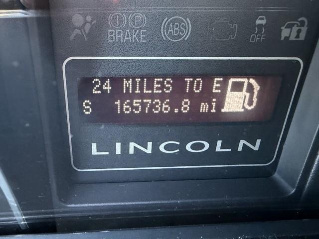 Lincoln Navigator 4WD 2012