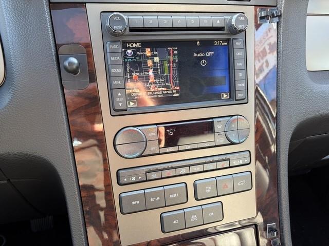 Lincoln Navigator 4WD 2012