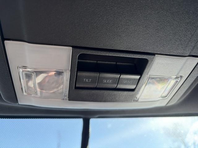 Lincoln Navigator 4WD 2012