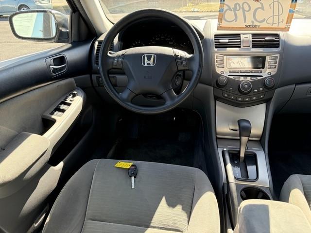 Honda Accord EX-L Sedan AT with Navigation and XM Radio 2006
