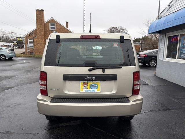 Jeep Liberty Sport 4WD 2011