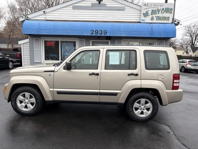 Jeep Liberty Sport 4WD 2011