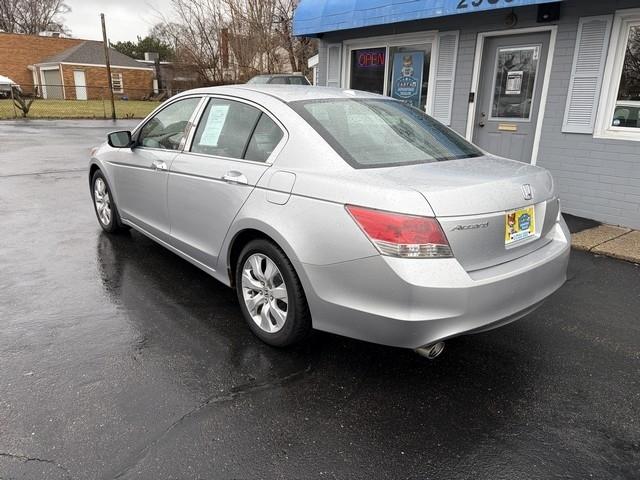 Honda Accord EX-L V-6 Sedan AT 2009