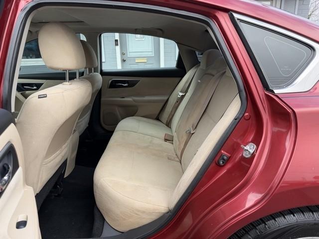 Nissan Altima 2.5 SV 2015