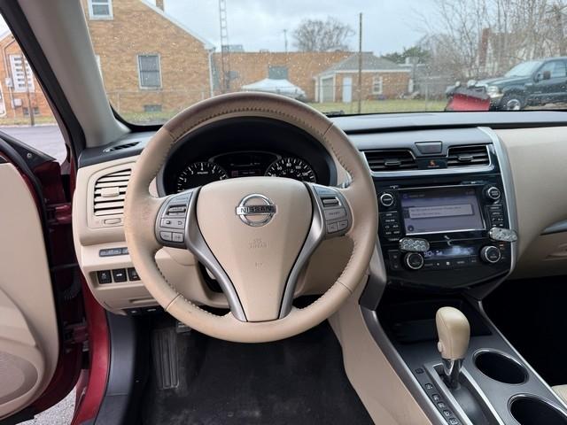 Nissan Altima 2.5 SV 2015