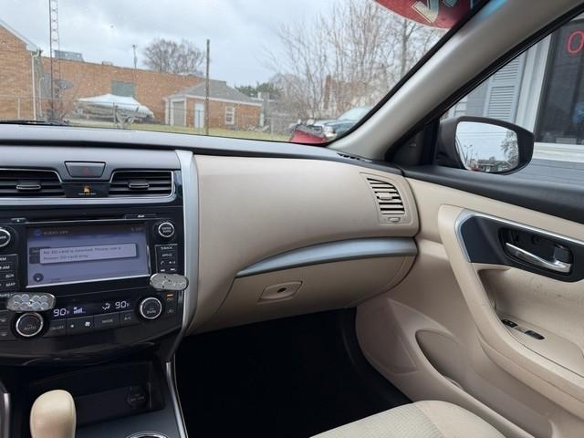 Nissan Altima 2.5 SV 2015