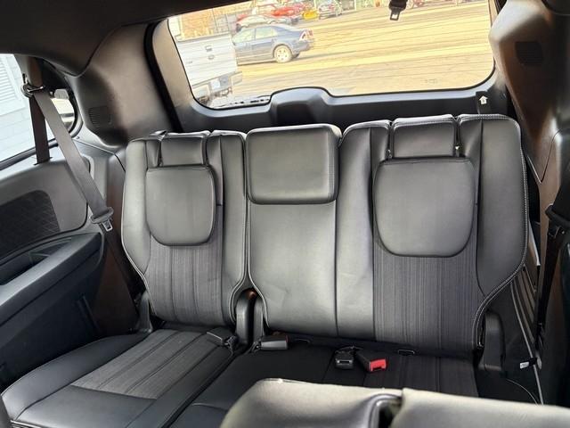 Chrysler Town & Country S 2014