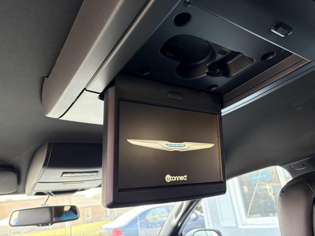 Chrysler Town & Country S 2014