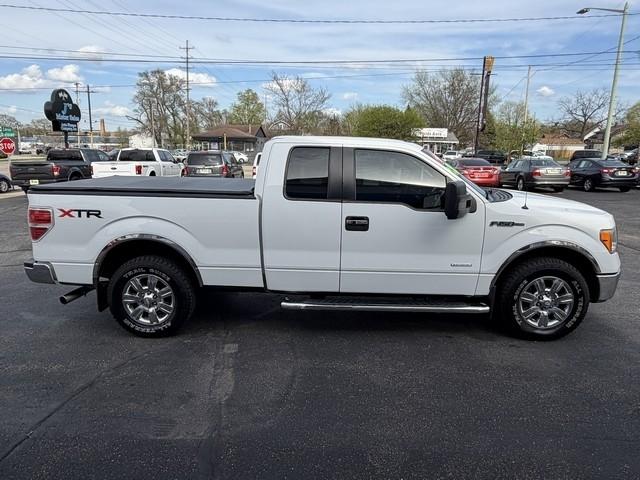 Ford F-150 XLT SuperCab 8-ft. Bed 2WD 2011