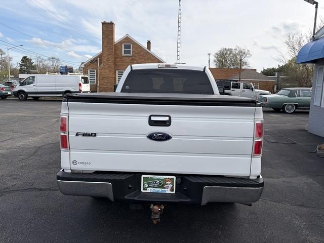 Ford F-150 XLT SuperCab 8-ft. Bed 2WD 2011