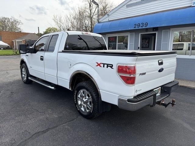 Ford F-150 XLT SuperCab 8-ft. Bed 2WD 2011