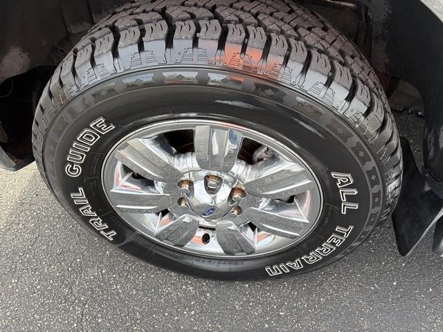 Ford F-150 XLT SuperCab 8-ft. Bed 2WD 2011