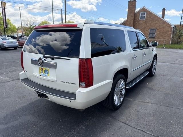 Cadillac Escalade ESV AWD Luxury 2011