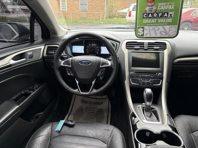 Ford Fusion SE AWD 2016