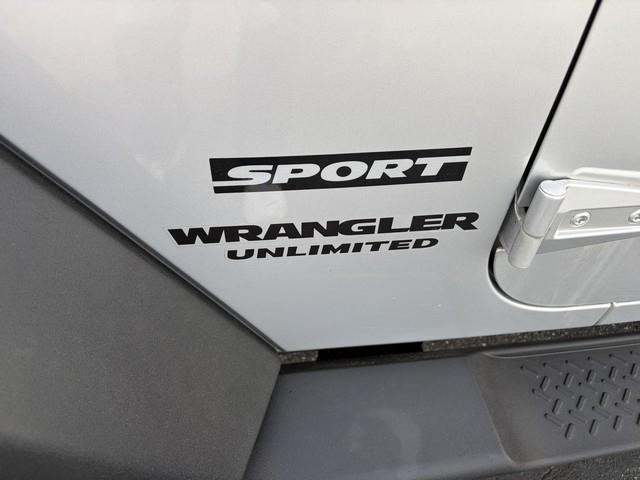 Jeep Wrangler Unlimited Sport 4WD 2012
