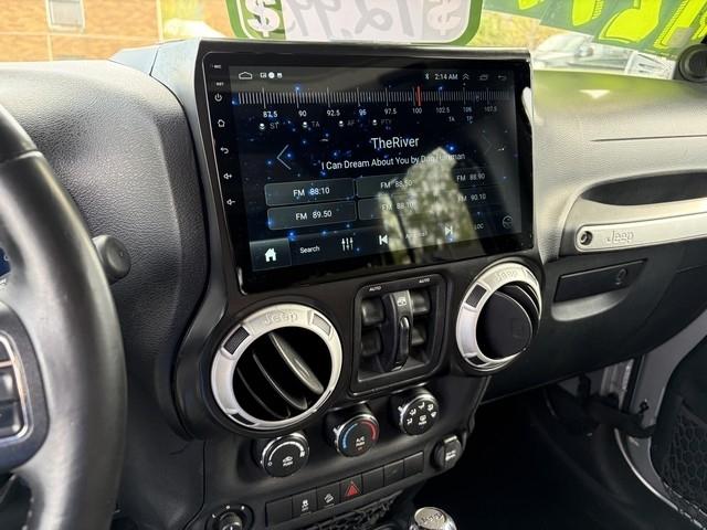 Jeep Wrangler Unlimited Sport 4WD 2012