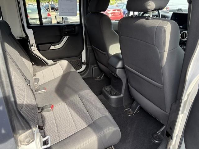 Jeep Wrangler Unlimited Sport 4WD 2012