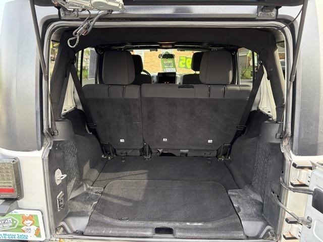 Jeep Wrangler Unlimited Sport 4WD 2012