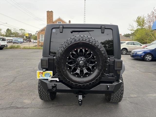 Jeep Wrangler Unlimited Sport 4WD 2011