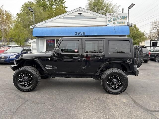 Jeep Wrangler Unlimited Sport 4WD 2011
