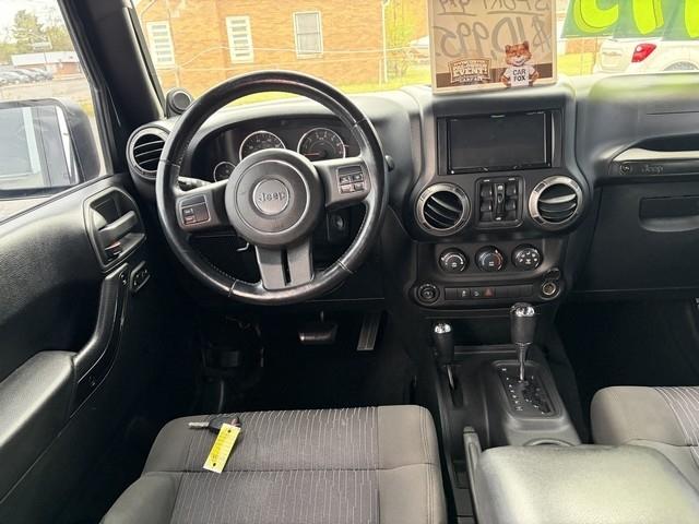 Jeep Wrangler Unlimited Sport 4WD 2011