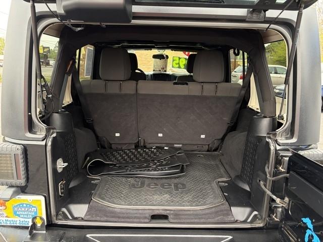 Jeep Wrangler Unlimited Sport 4WD 2011